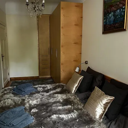 Boutique 4-bedroom Flat *