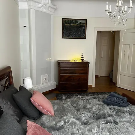 Boutique 4-bedroom Flat *