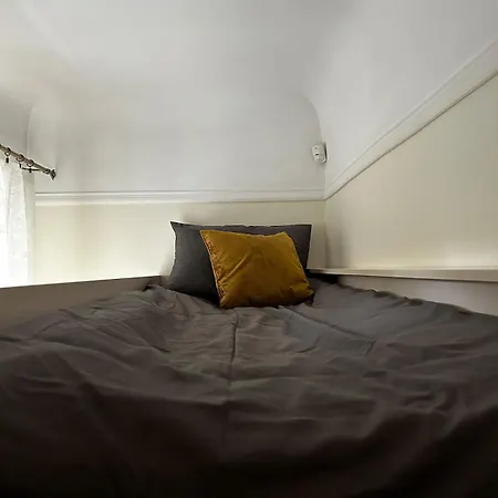 Lägenhet Boutique 4-bedroom Flat Riga