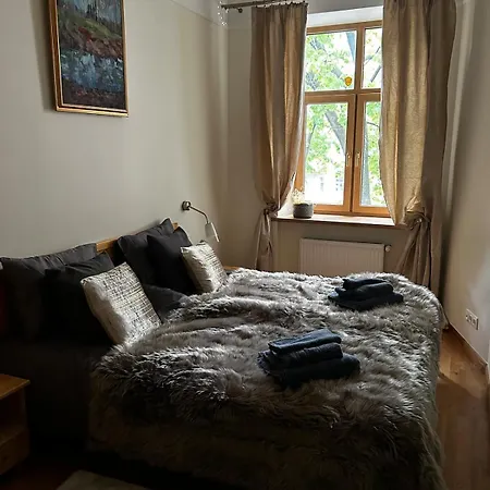 Boutique 4-bedroom Flat Lägenhet *
